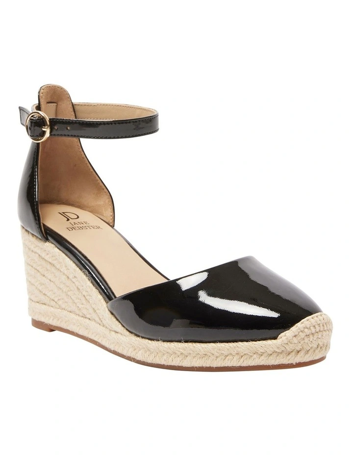 Peru Sandals in Black Patent