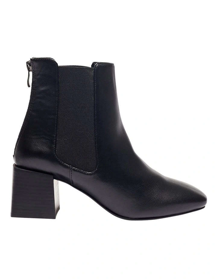 Thomas Black Smooth Boots