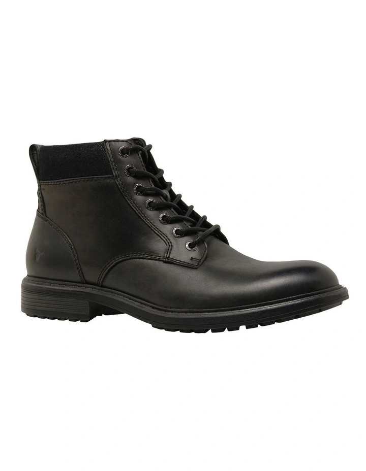 Beau Leather Boot in Black