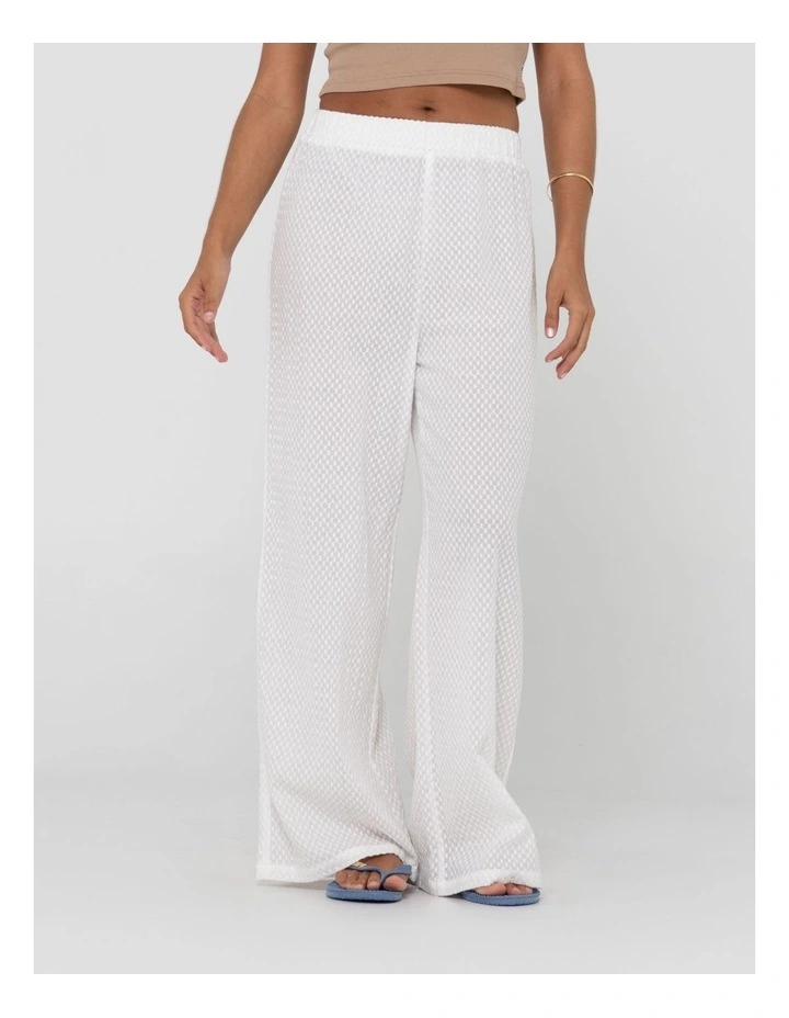 Isabelle Pant in White