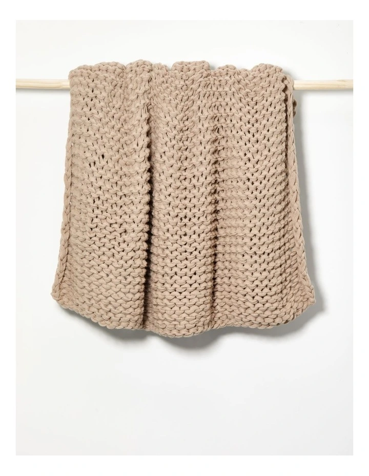 Chunky Knit Throw in Beige
