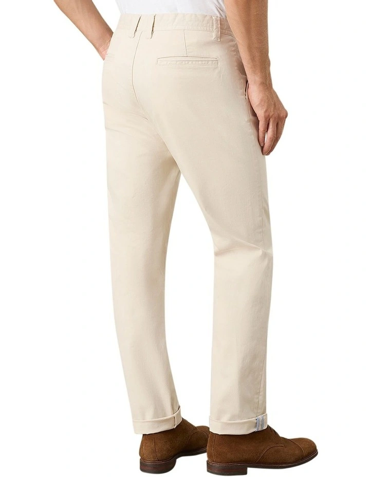 Redford Chino Pant in Pebble