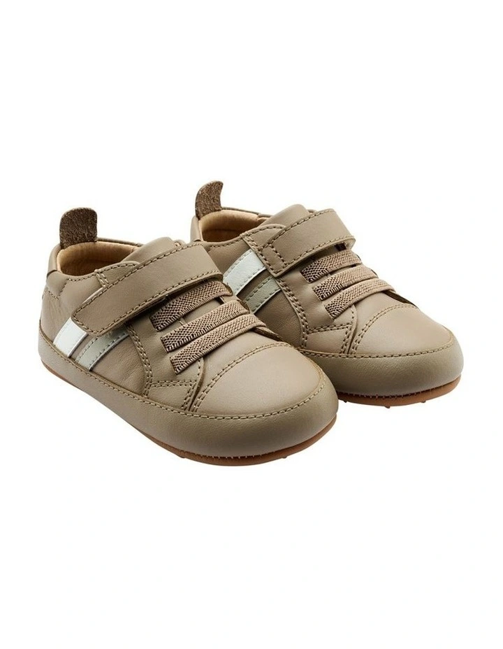Low Roller Prewalker Shoes in Taupe