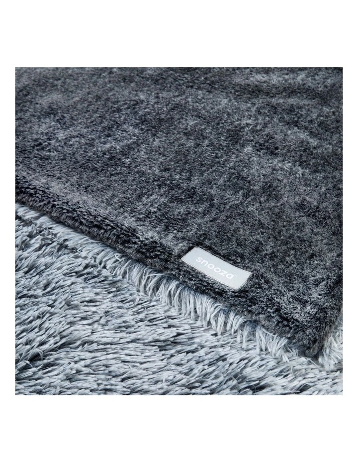 Calming Cuddler Blanket in Silver Fox