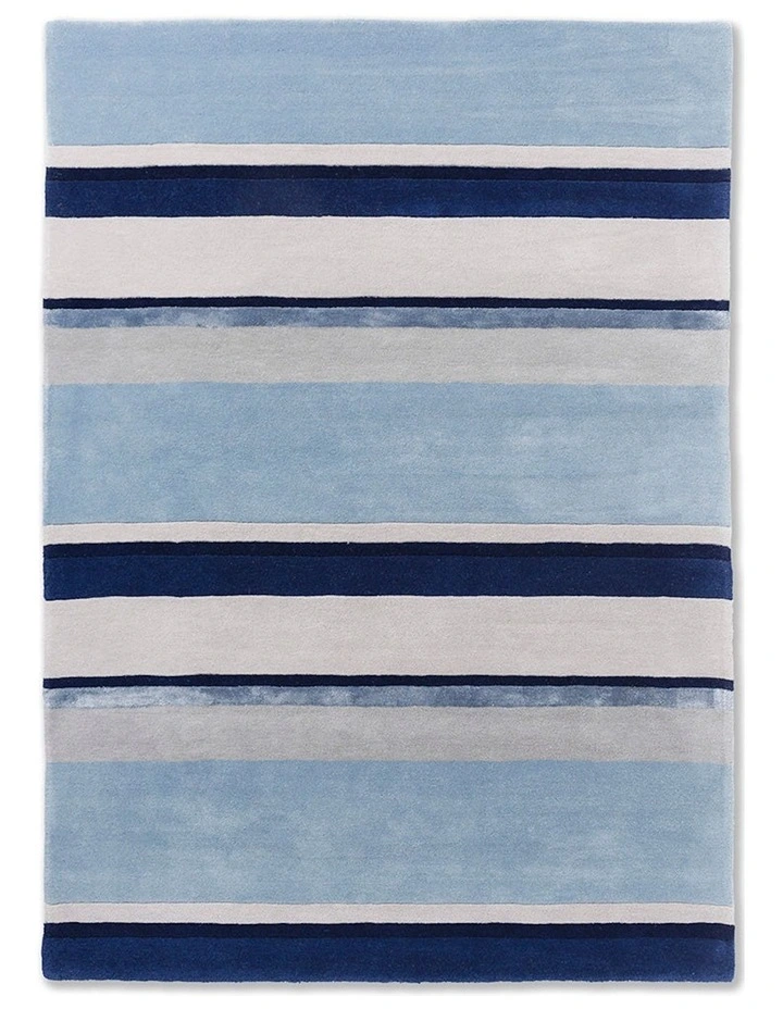 Eaton Dark Sea spray Rug in Blue