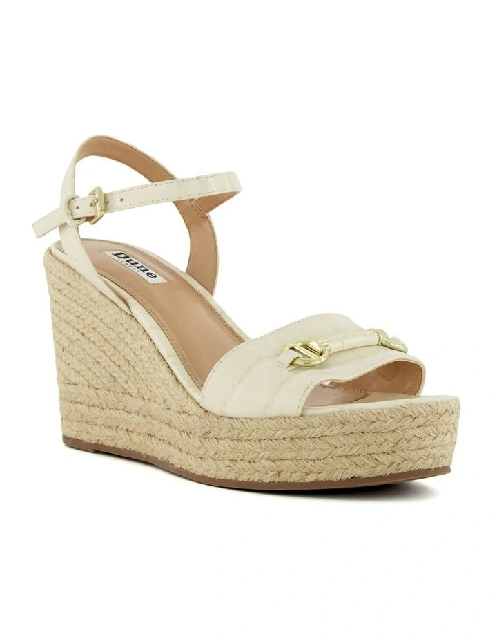Kai Wedge Sandal in Ecru