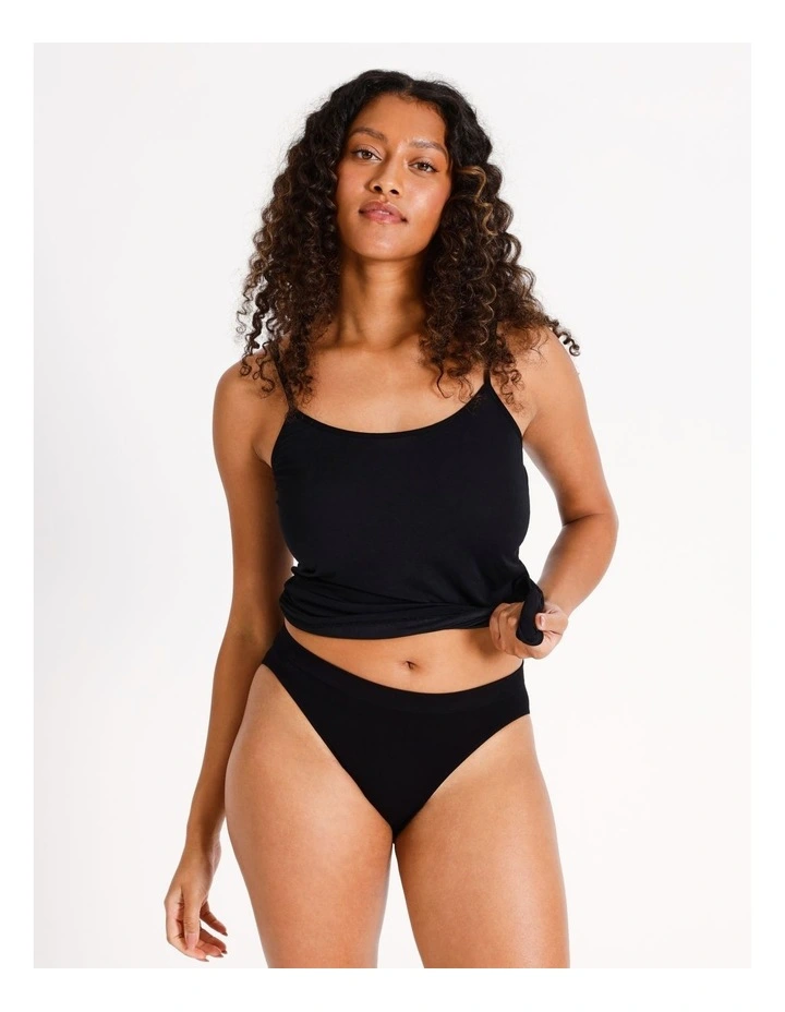 Seamfree High Cut Brief in Black