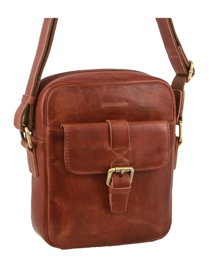 Leather Crossbody Bag in Cognac