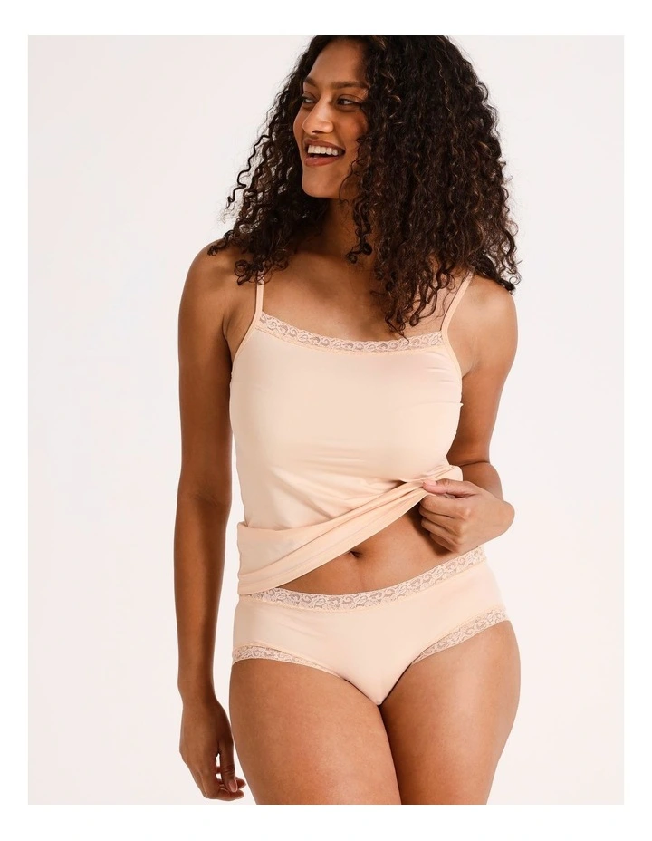 Smooth with Lace Boyleg in Beige