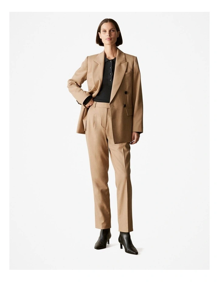 Yarn Dyed Stretch Wool Pleat Front Pant in Camel