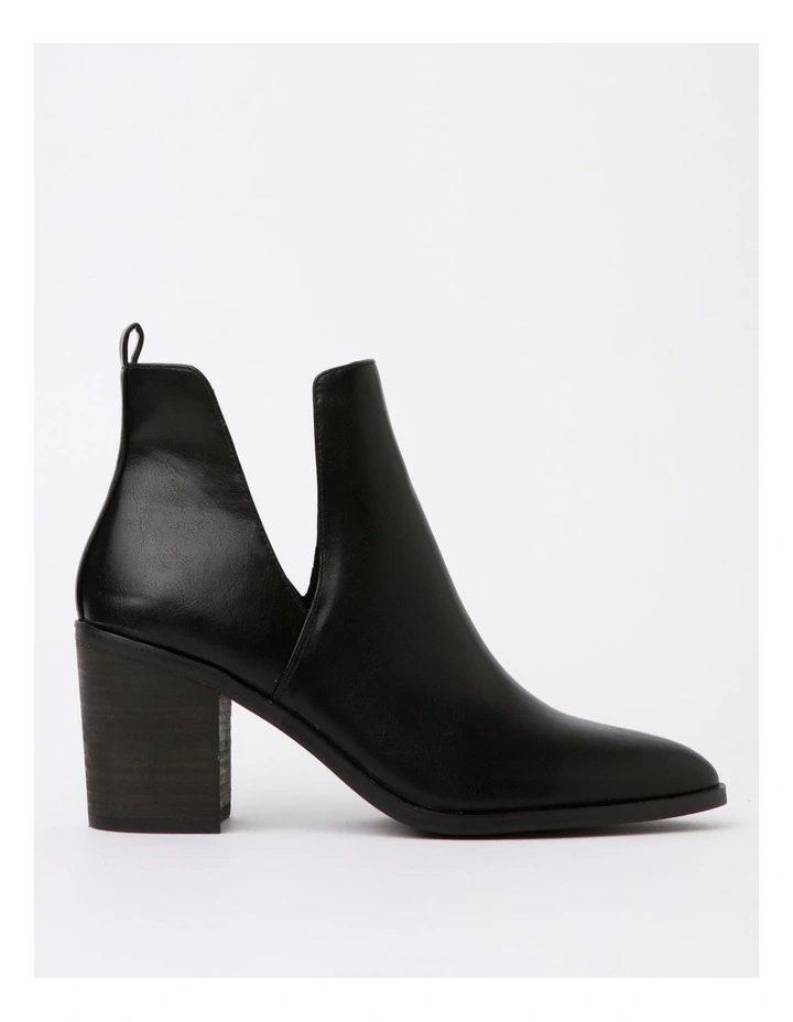 Willa Boot In Black