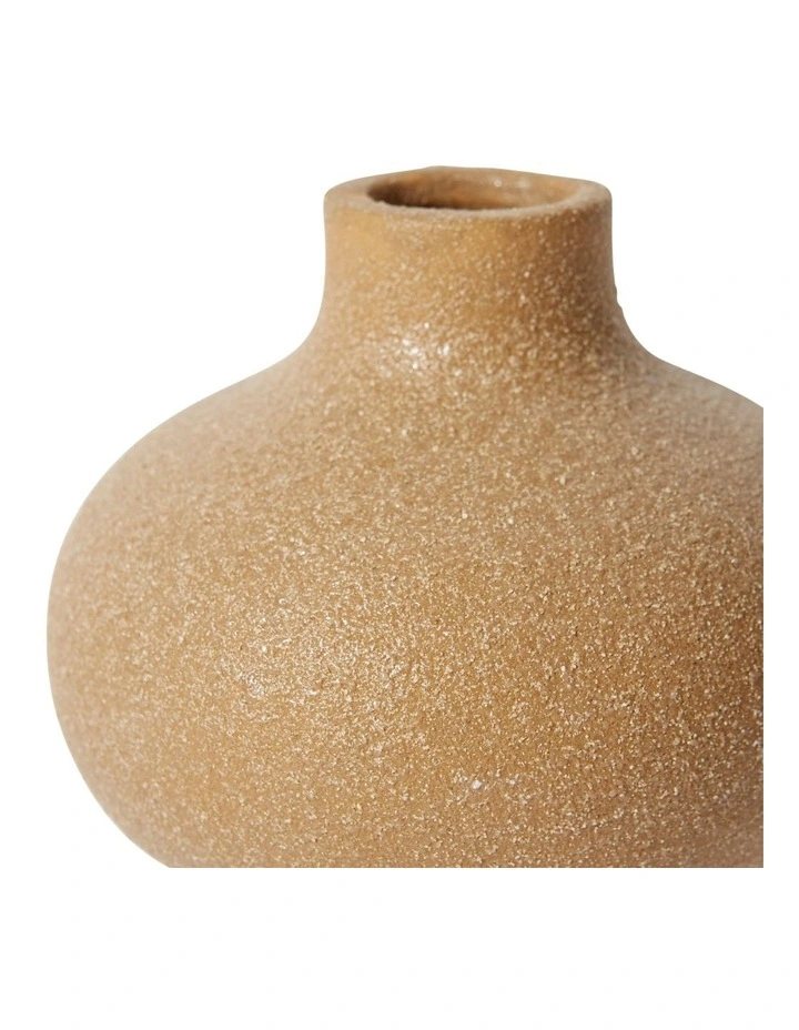 Amara Vase in Brown