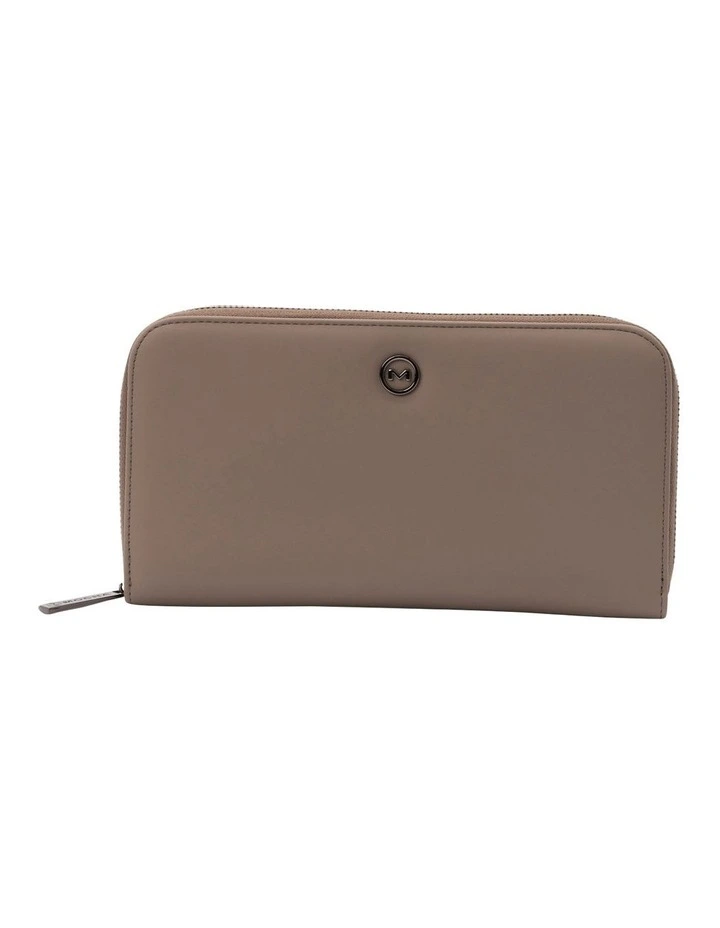 Oakley Travel Wallet in Taupe