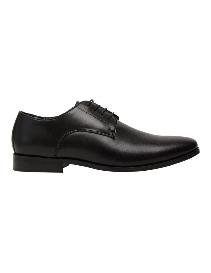 Larry Derby Shoe in Black