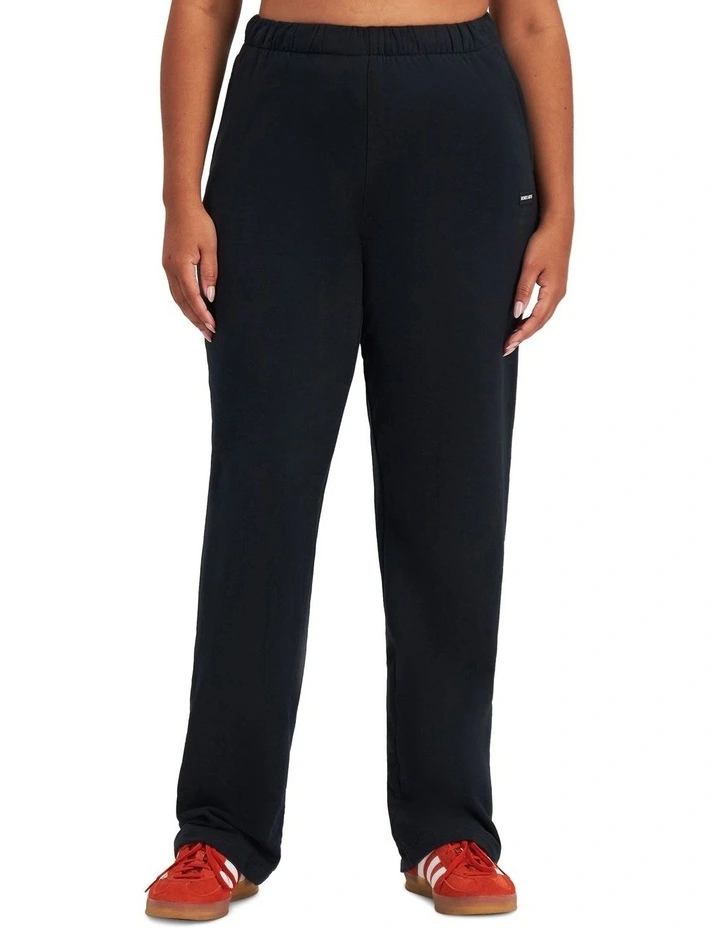 Move Straight Leg Trackie in Nu Black