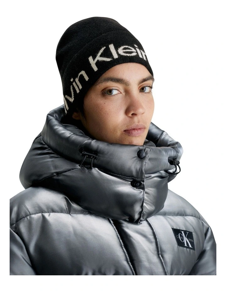 Logo Beanie in Black