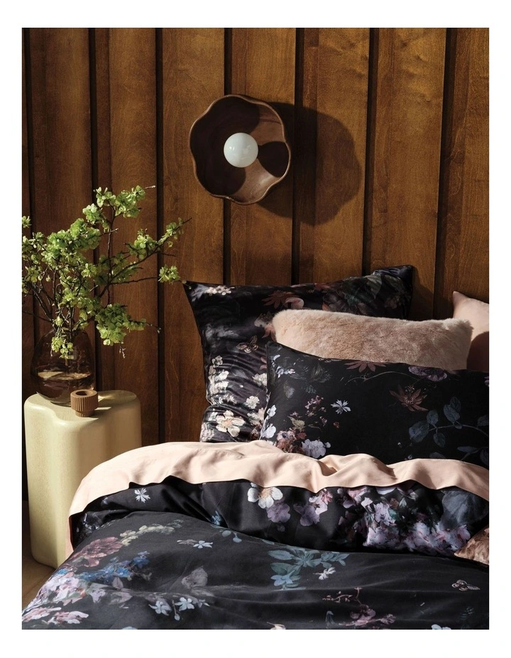 Everbloom Quilt Cover Set in Night