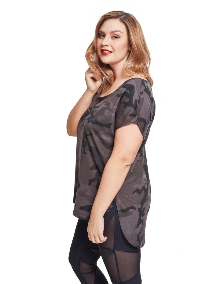 Back Shaped Dark Camo Tee in Khaki Multi