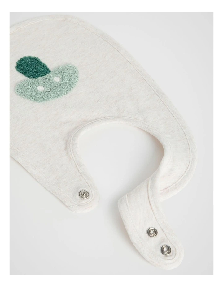 Mushroom Bib in Snow Marle