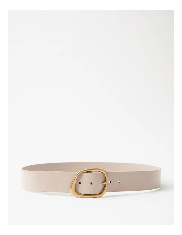 The Organic Buckle Belt in Mocha