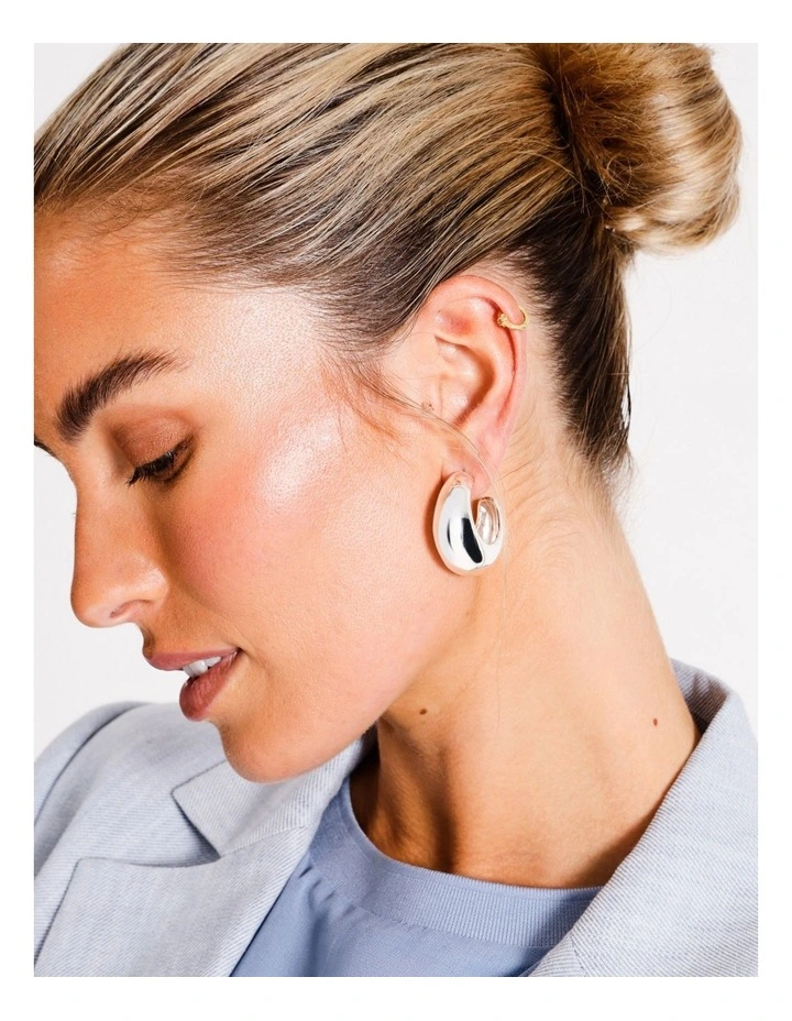 Chunky Huggie Hoop Earring in Silver