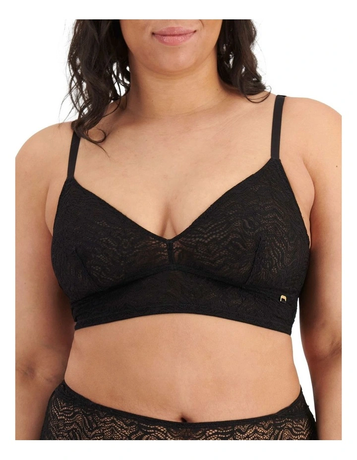 Lightweight Bralette in Black