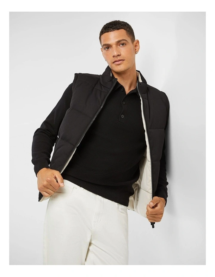 Noah Reversible Vest in Black