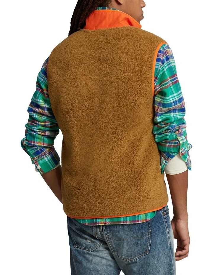 Bonded Pile Fleece Vest in Beige