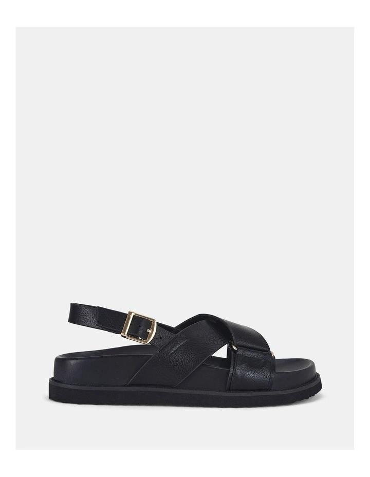 Tylah Flats in Black