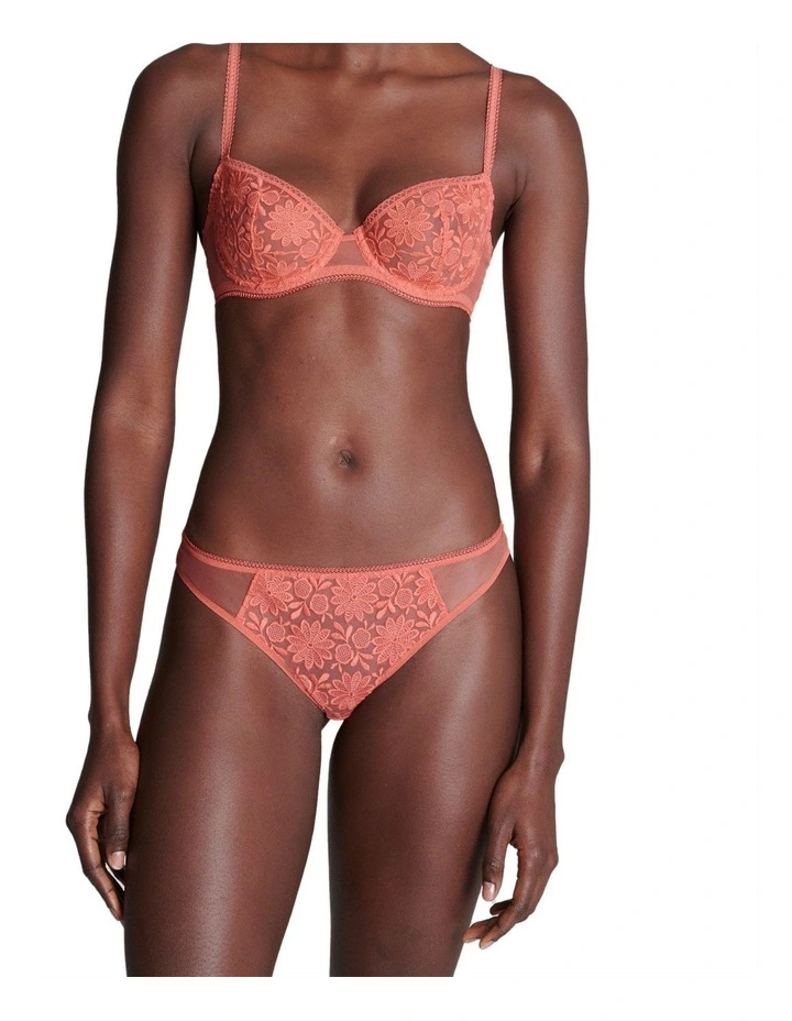 Amazone Tanga Brief in Pink