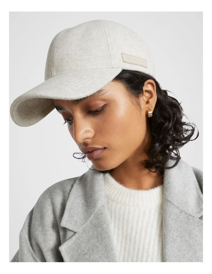 Felt Cap in Oat