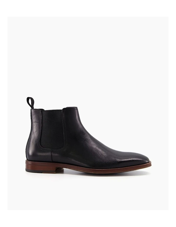 Market Chelsea Boot in Black