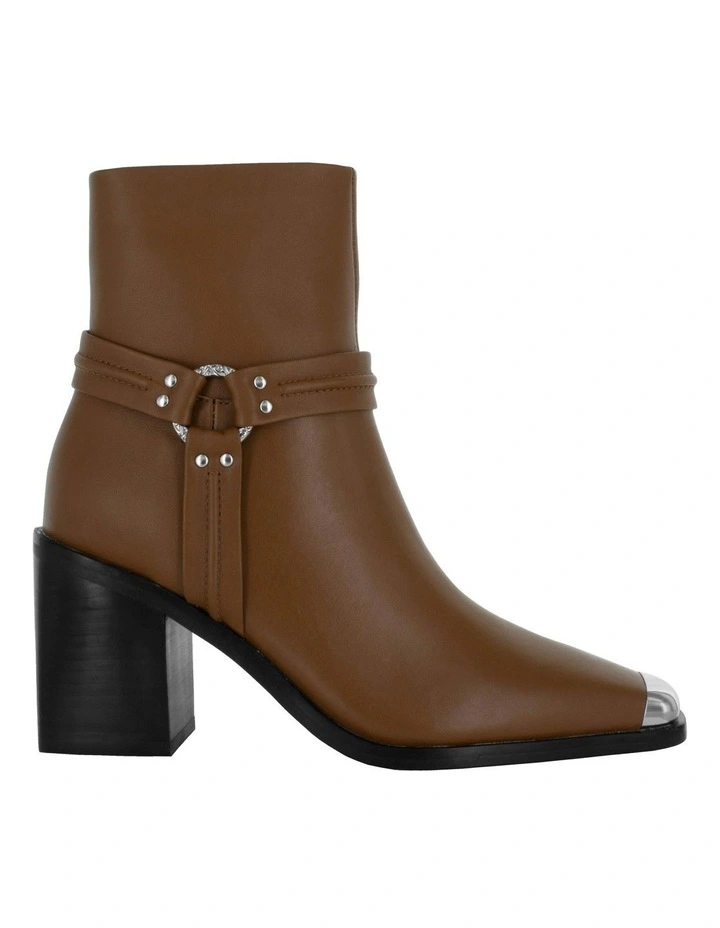 Hunny Heeled Boots in Brown