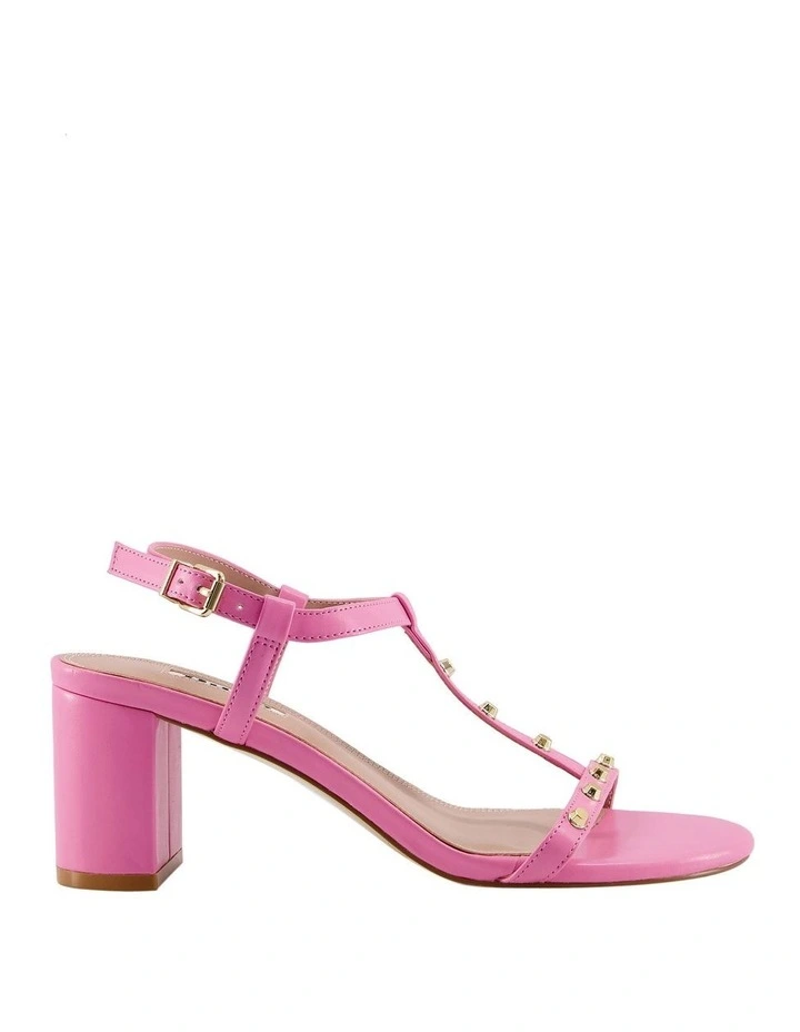 Matay Sandal in Pink