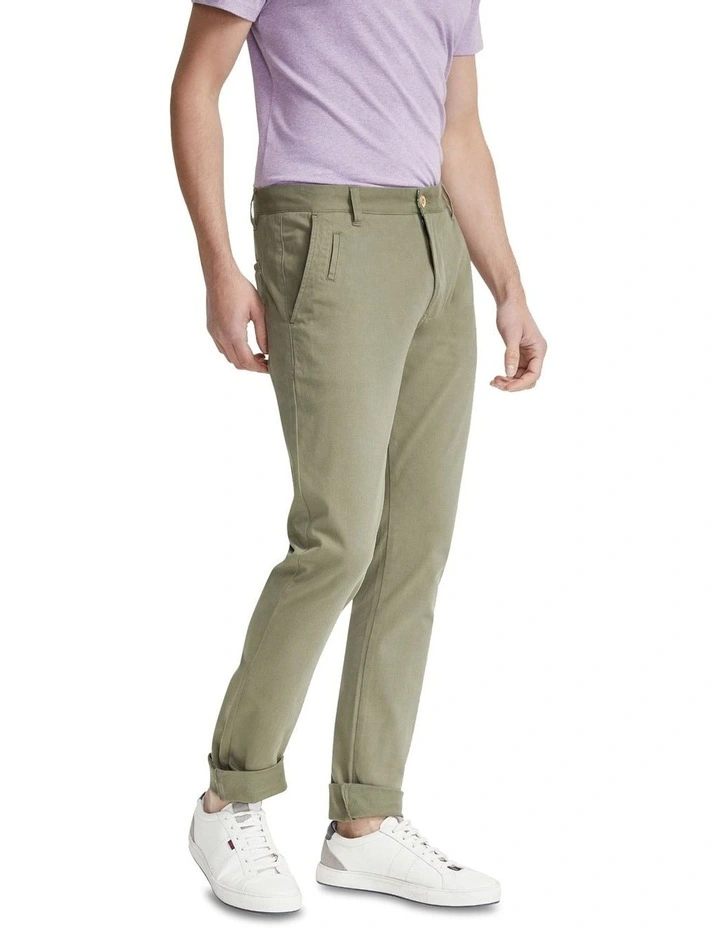 Stretch Skinny Fit Chino in Army