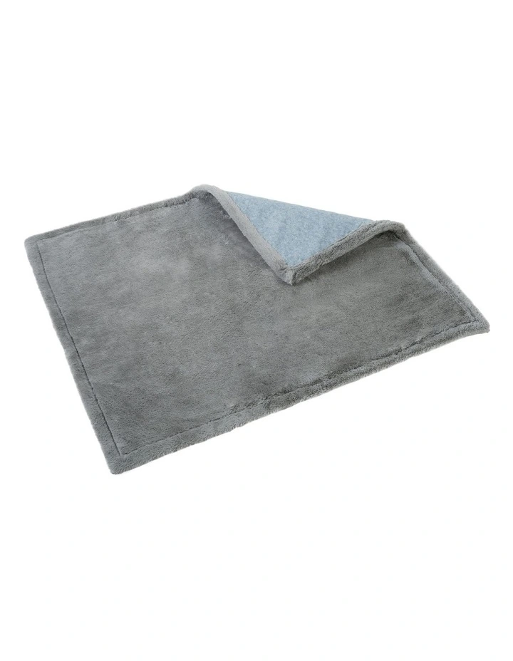 Reversible Faux Fur Winter Dog Blanket in Blue/Grey