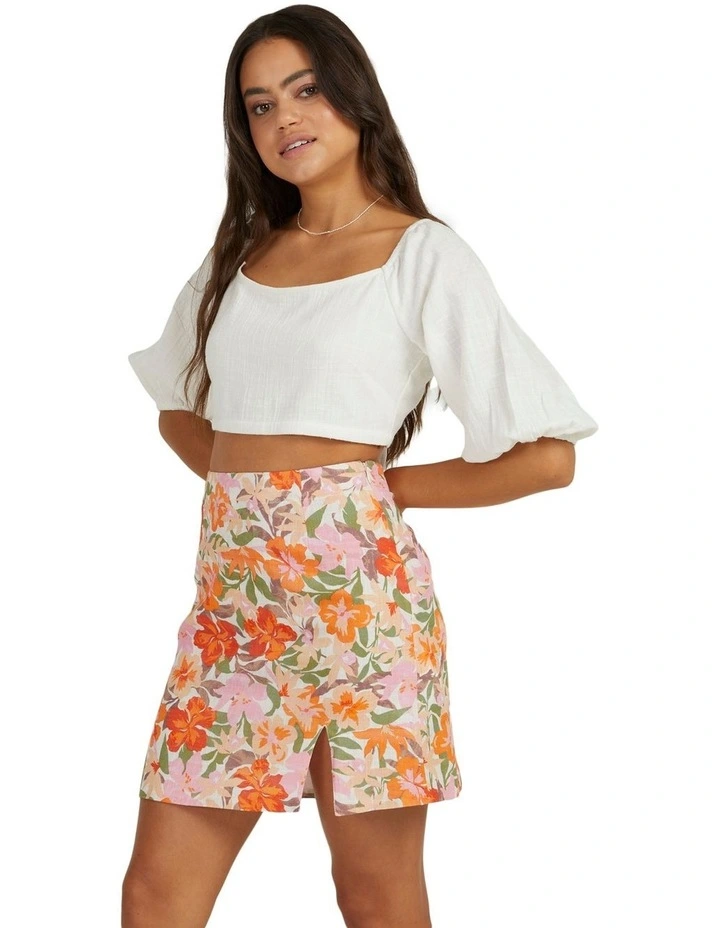 Island Top in White