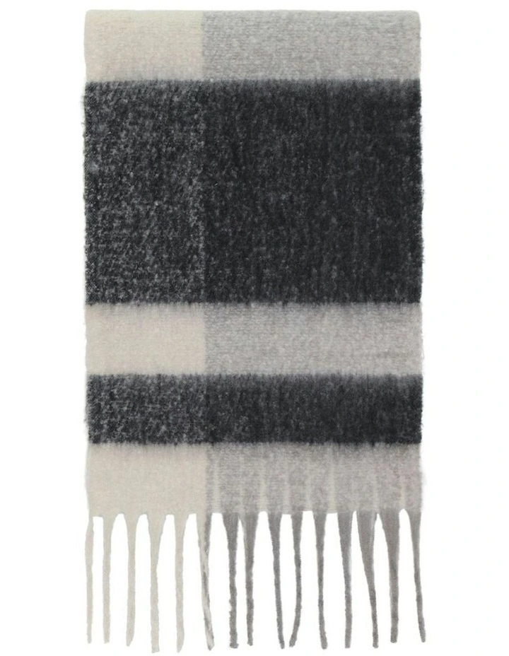 Hope Scarf in Black