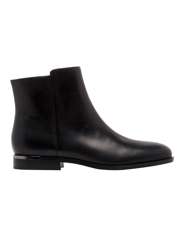 Allara Ankle Boot in Black