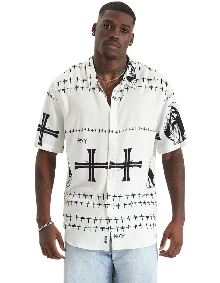 Omens Party Shirt in White/Black