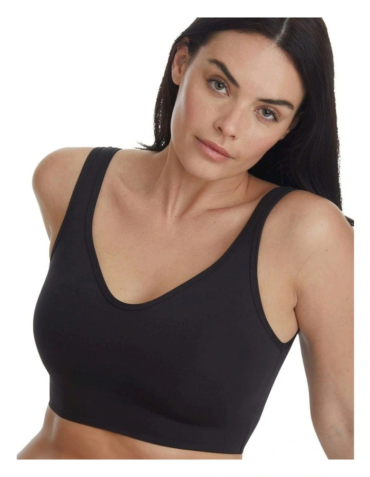 No Side Show Lounge Bra in Black