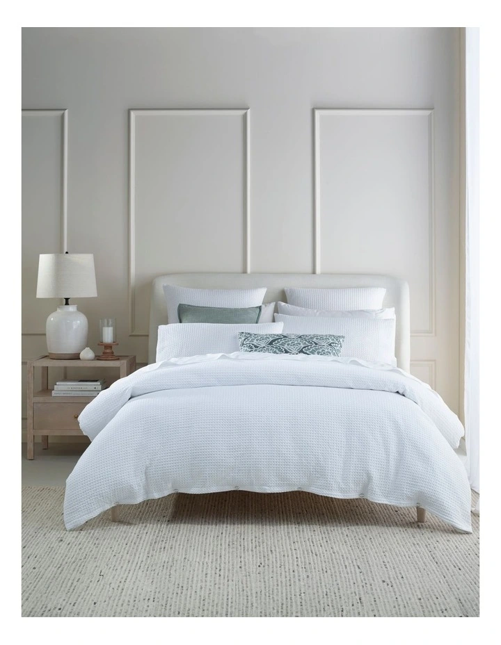 Cotton Waffle Quilt Cover Set in White
