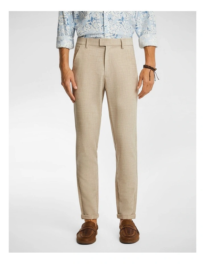 Leon Tab Slim Chino in Natural