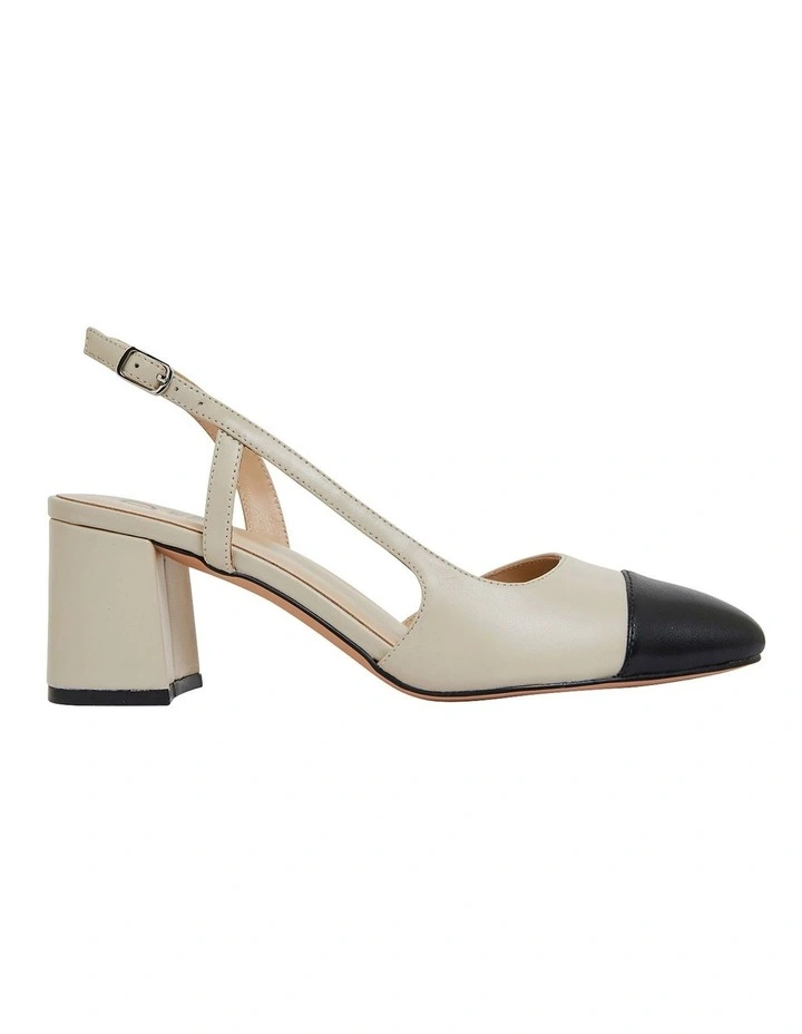 Chapter Black Glove / Ivory Heeled Shoes