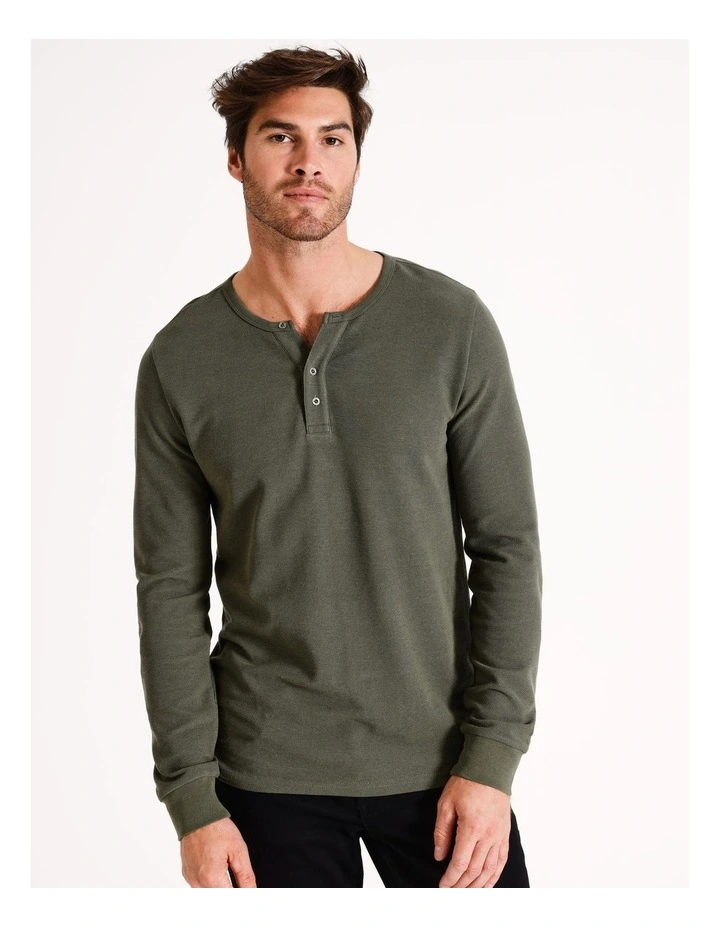 Neeson Long Sleeve Waffle Henley Tee in Khaki