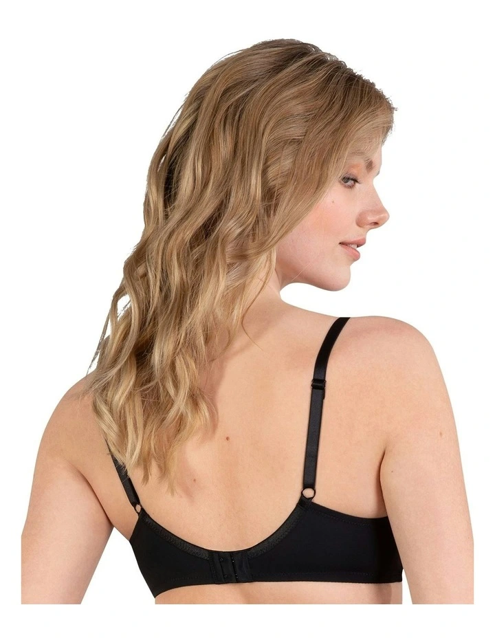 Padded Spacer Cup Wired T-shirt Bra in Black