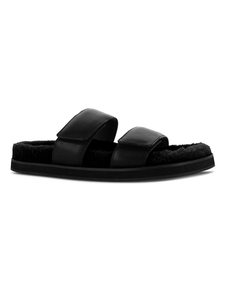 Theo Flat Sandals in Black