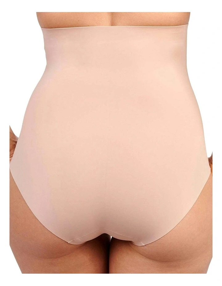 Perfect Touch Seamless Ultra High Waist Shaping Brief in Nude