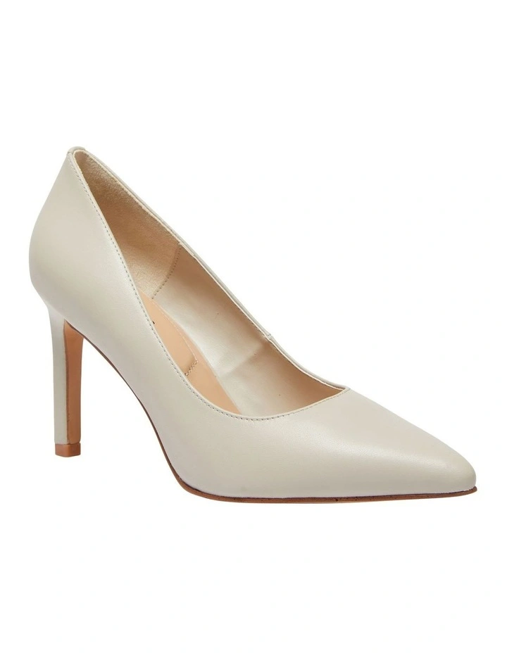 Octavia Heeled Shoes in Ivory Leather