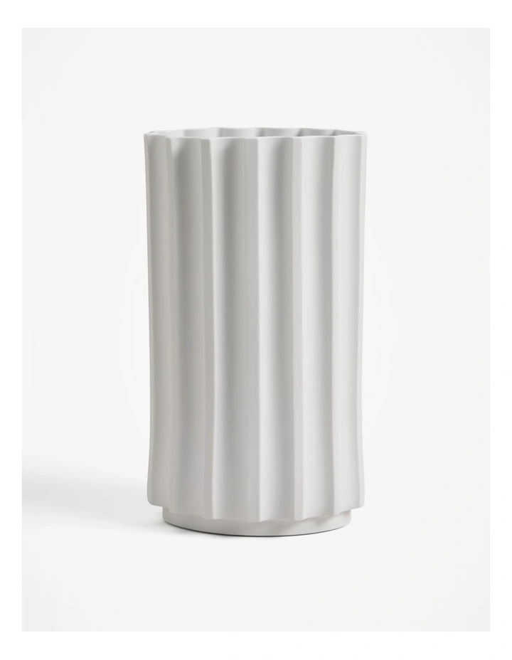 Nellie Large Vase in Snow
